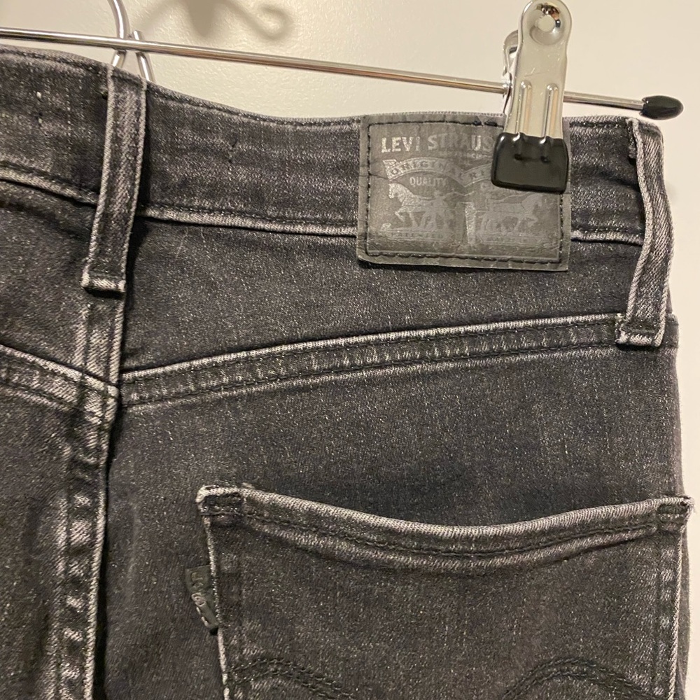 Dark Grey Distressed Levi’s